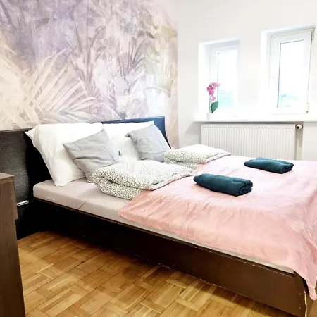Apartment Nowe Centrum Tuwima By Host